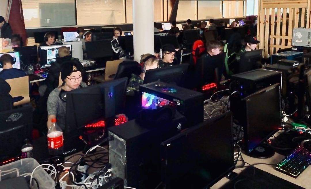 Suomen nuorin esports-joukkue treenaa yhä suuremmin panoksin